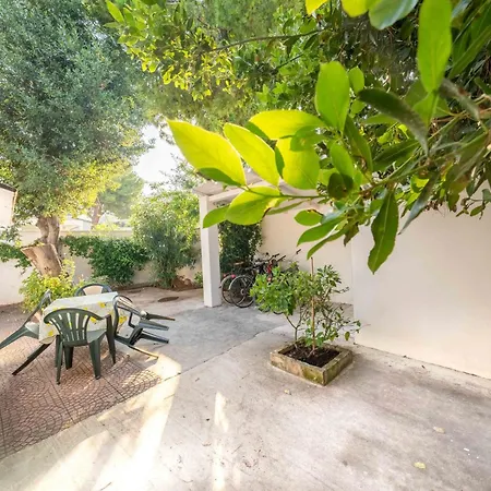 Apartment Anna - Red